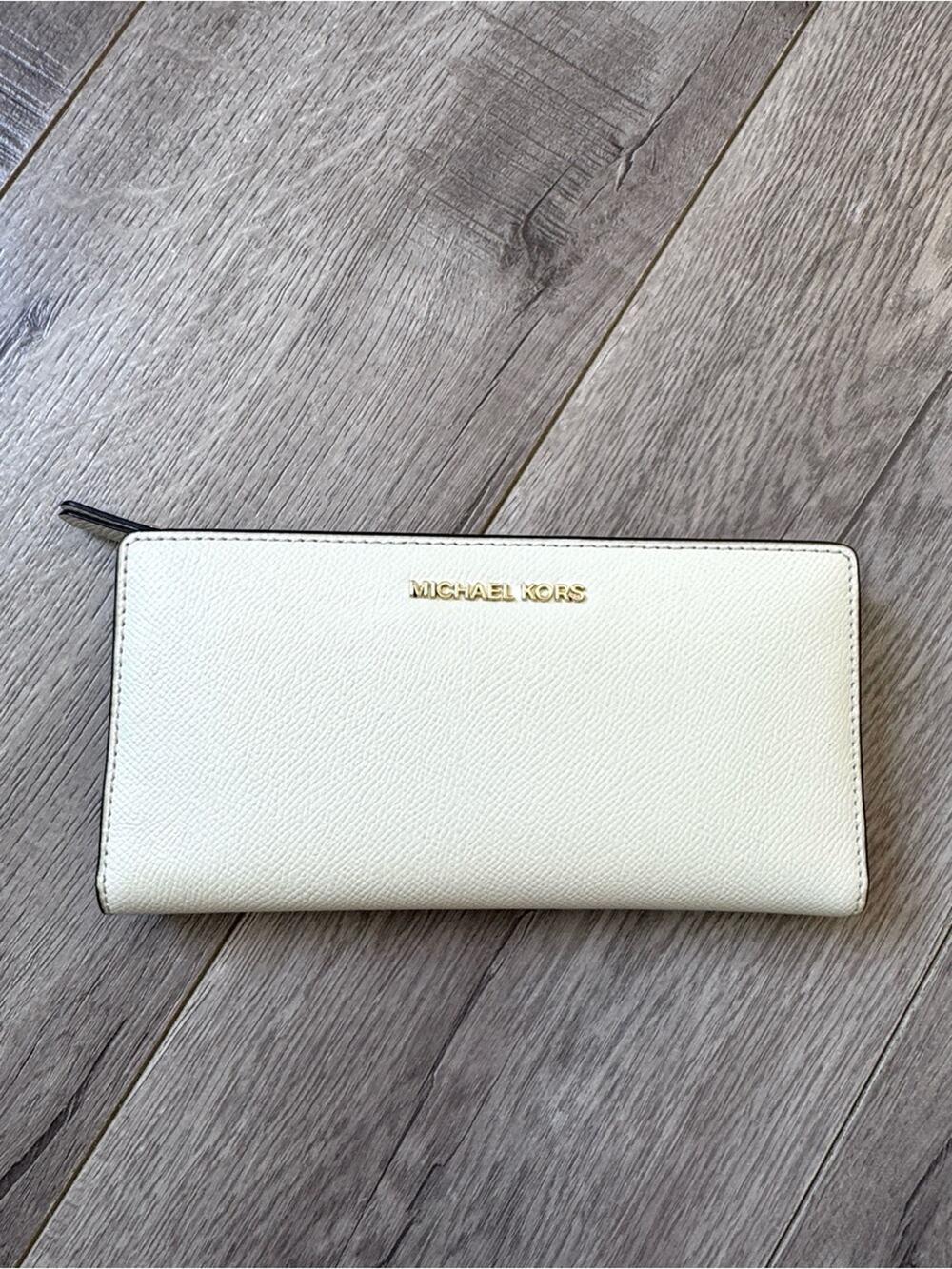 Michael Kors Jet Set White Saffiano Leather Long Wallet Gold Minimalist